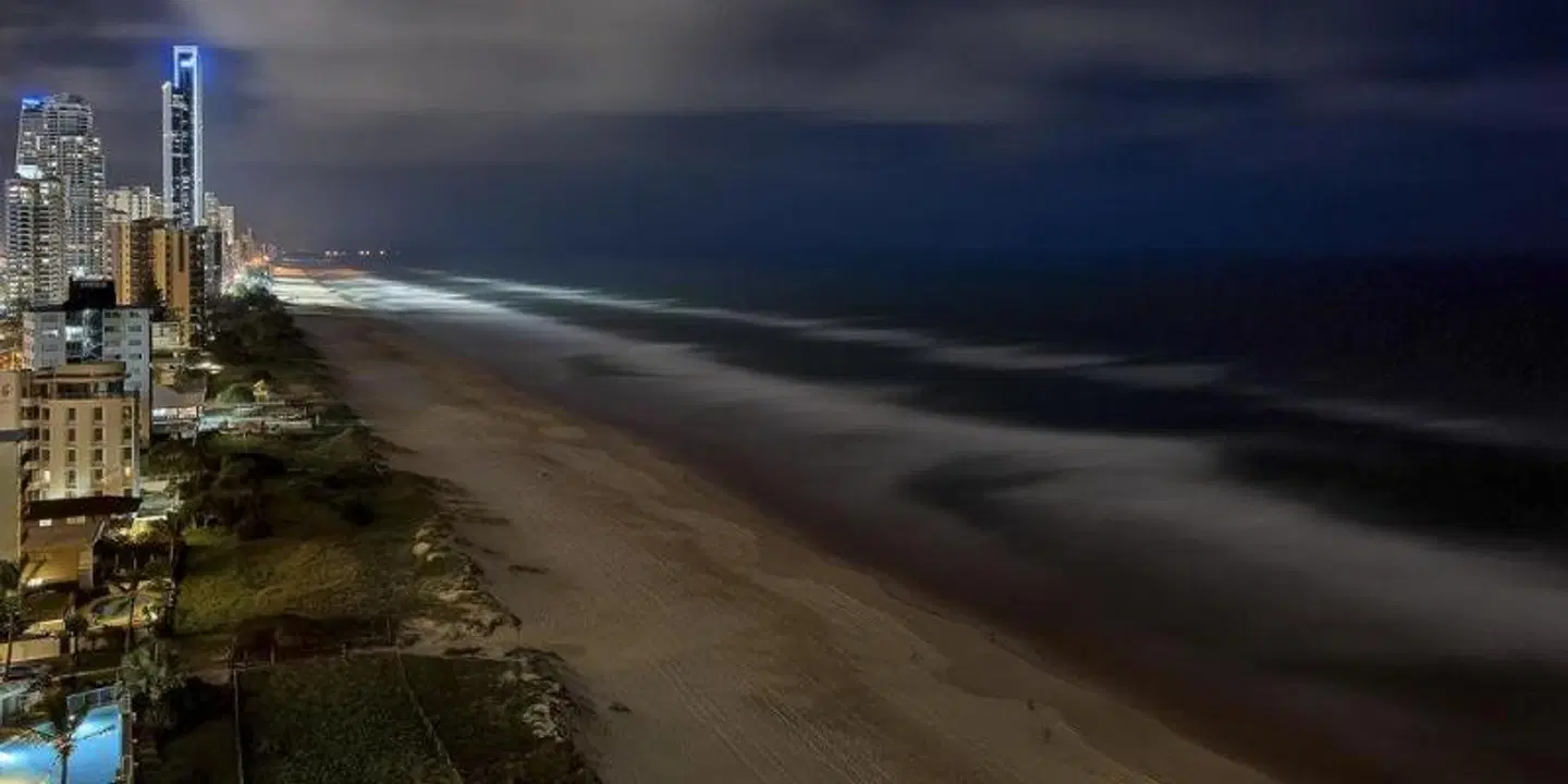 Dorchester On The Beach LANDSCAPE