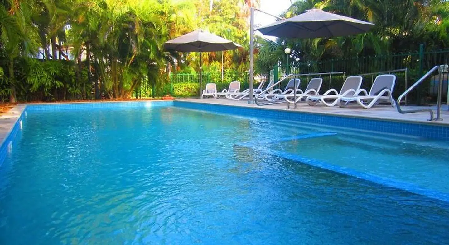 Cocos Beach Bungalows OUTDOOR_POOL