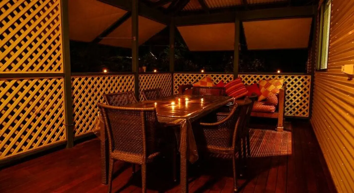 Cocos Beach Bungalows Bar