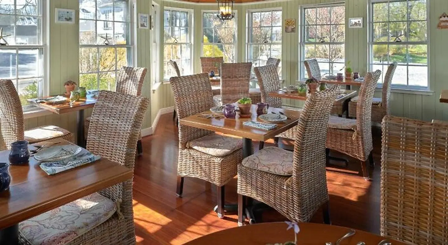 The Old Manse Inn Restaurant