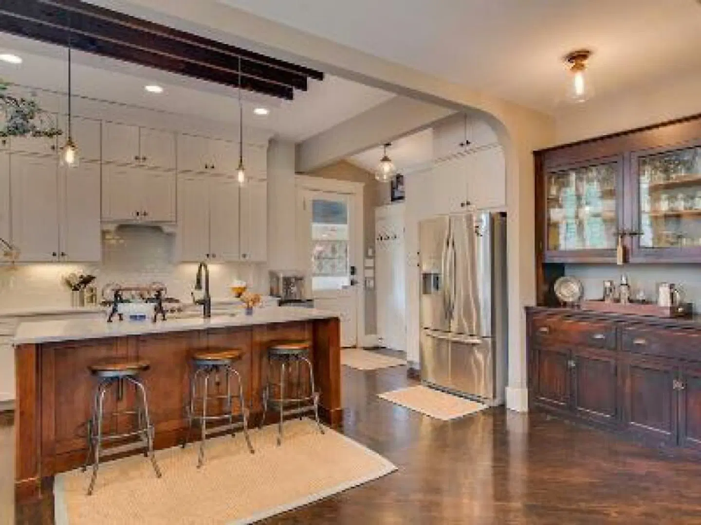 The Tower Cottage Bed and Breakfast Bar