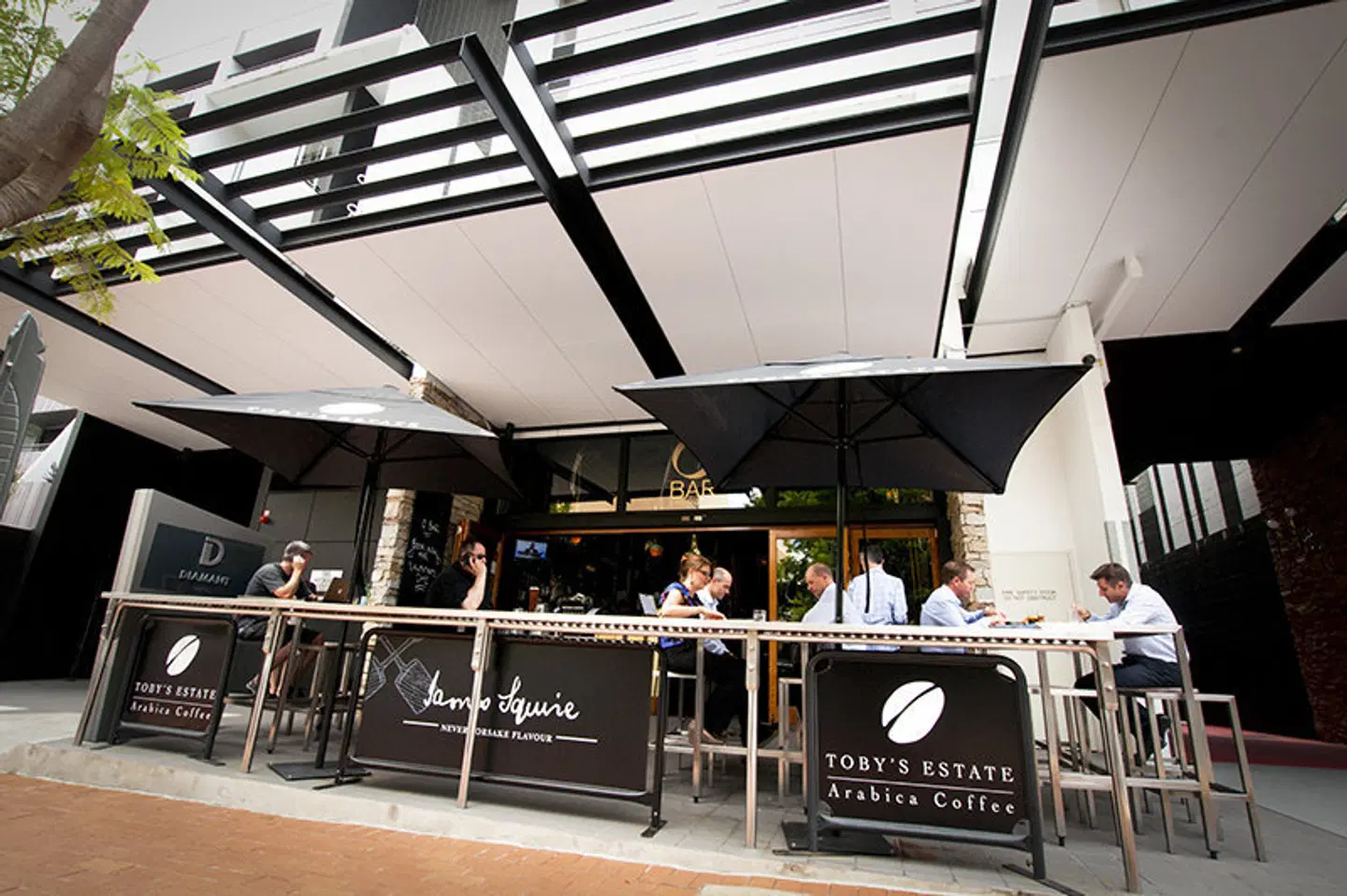 Mantra Terrace Hotel Bar