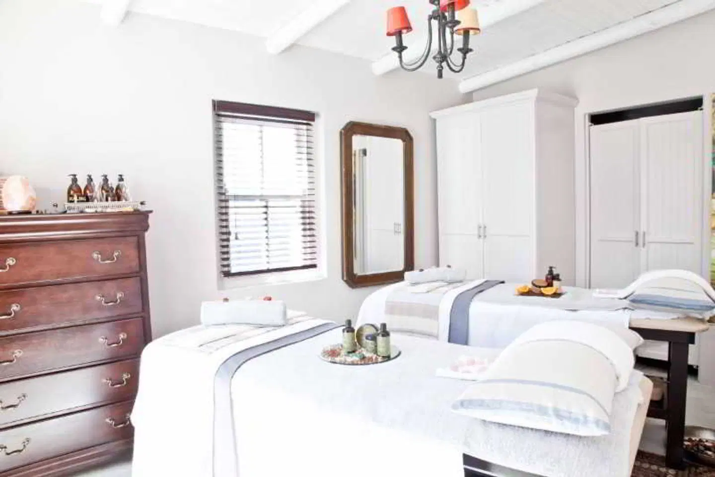 Abalone Hotel & Villa's ROOM_EXAMPLE