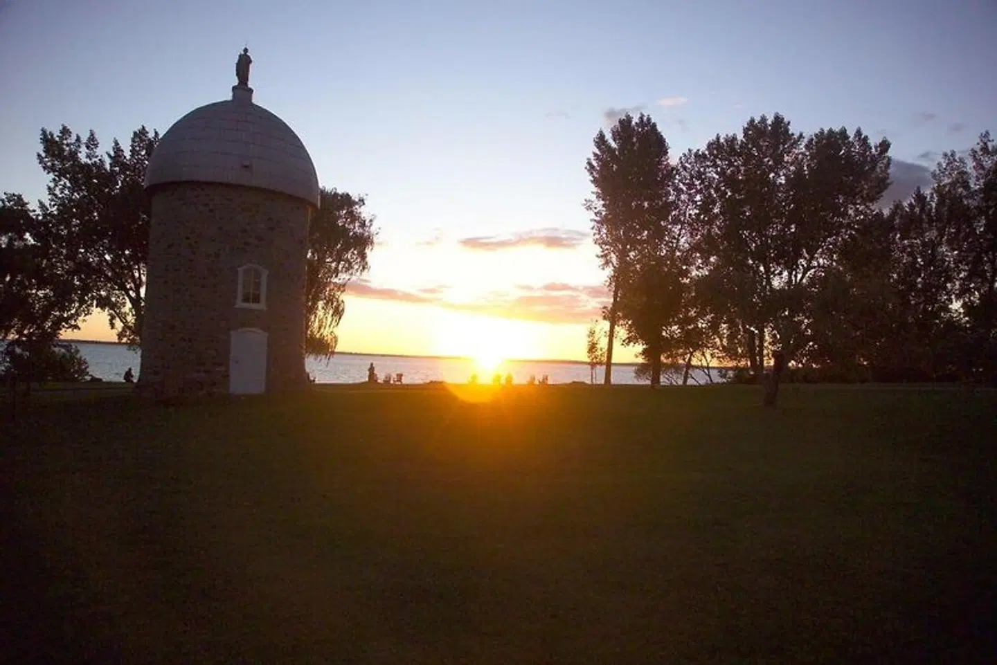 Manoir d'Youville LANDSCAPE