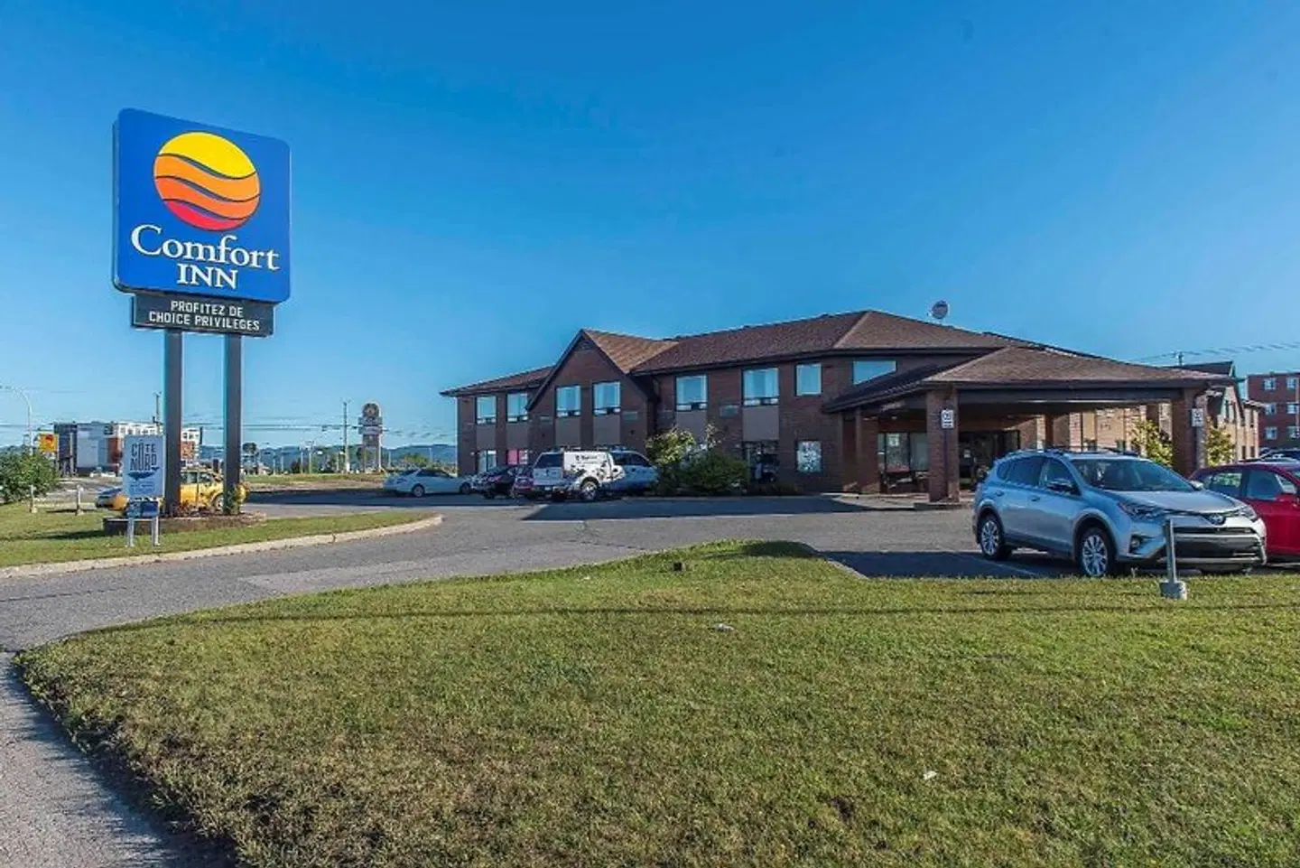 Comfort Inn Sept-Iles EXTERIOR