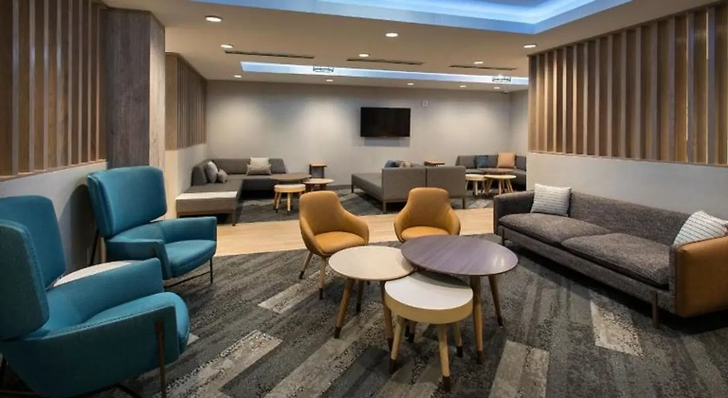 TownePlace Suites by Marriott New York Brooklyn LOUNGE_LOBBY
