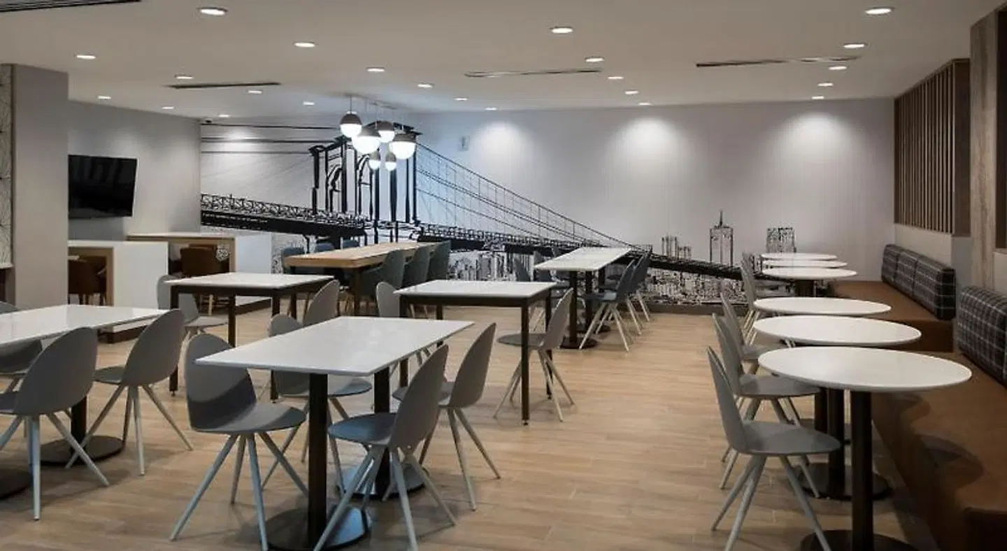 TownePlace Suites by Marriott New York Brooklyn Bar