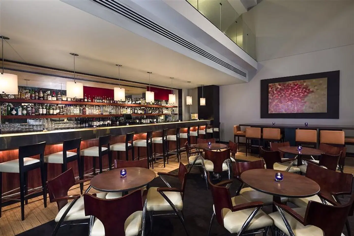 The Westin Detroit Metropolitan Airport Bar