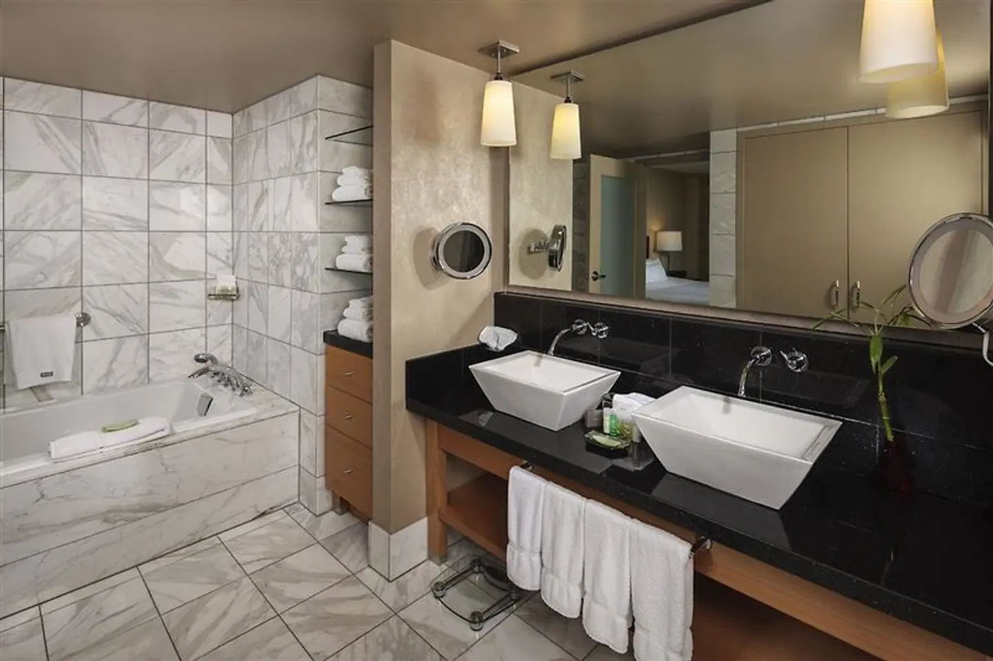 The Westin Detroit Metropolitan Airport Badezimmer