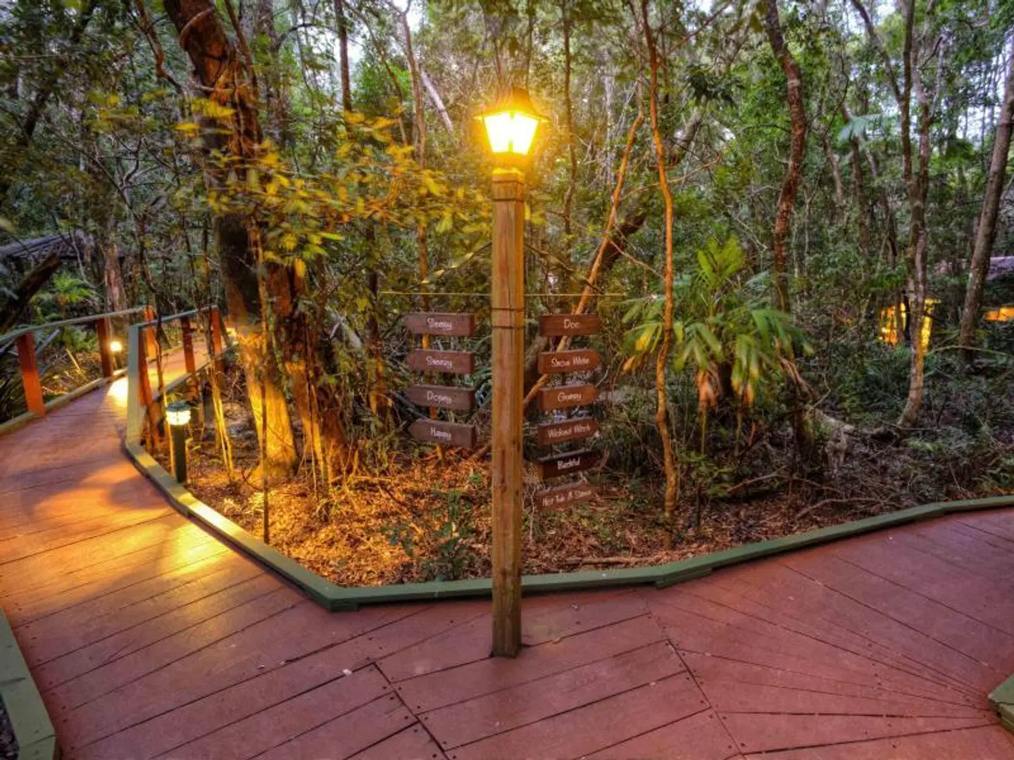 The Mouses House Rainforest Retreat Garten