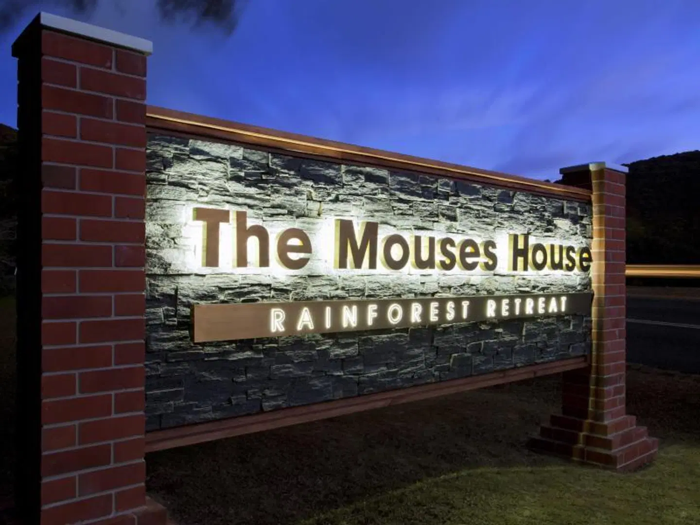The Mouses House Rainforest Retreat EXTERIOR