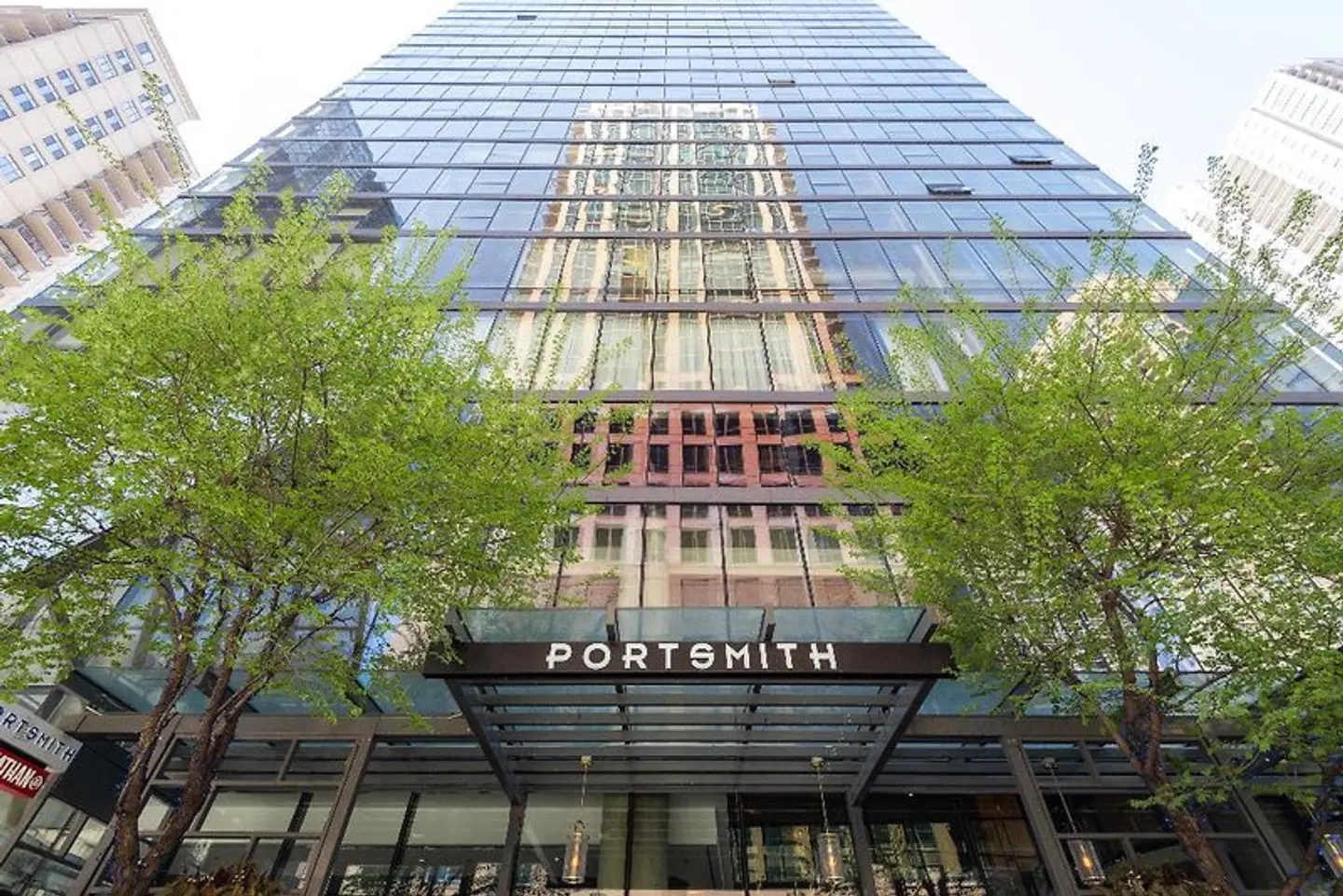 Eurostars Magnificent Mile EXTERIOR