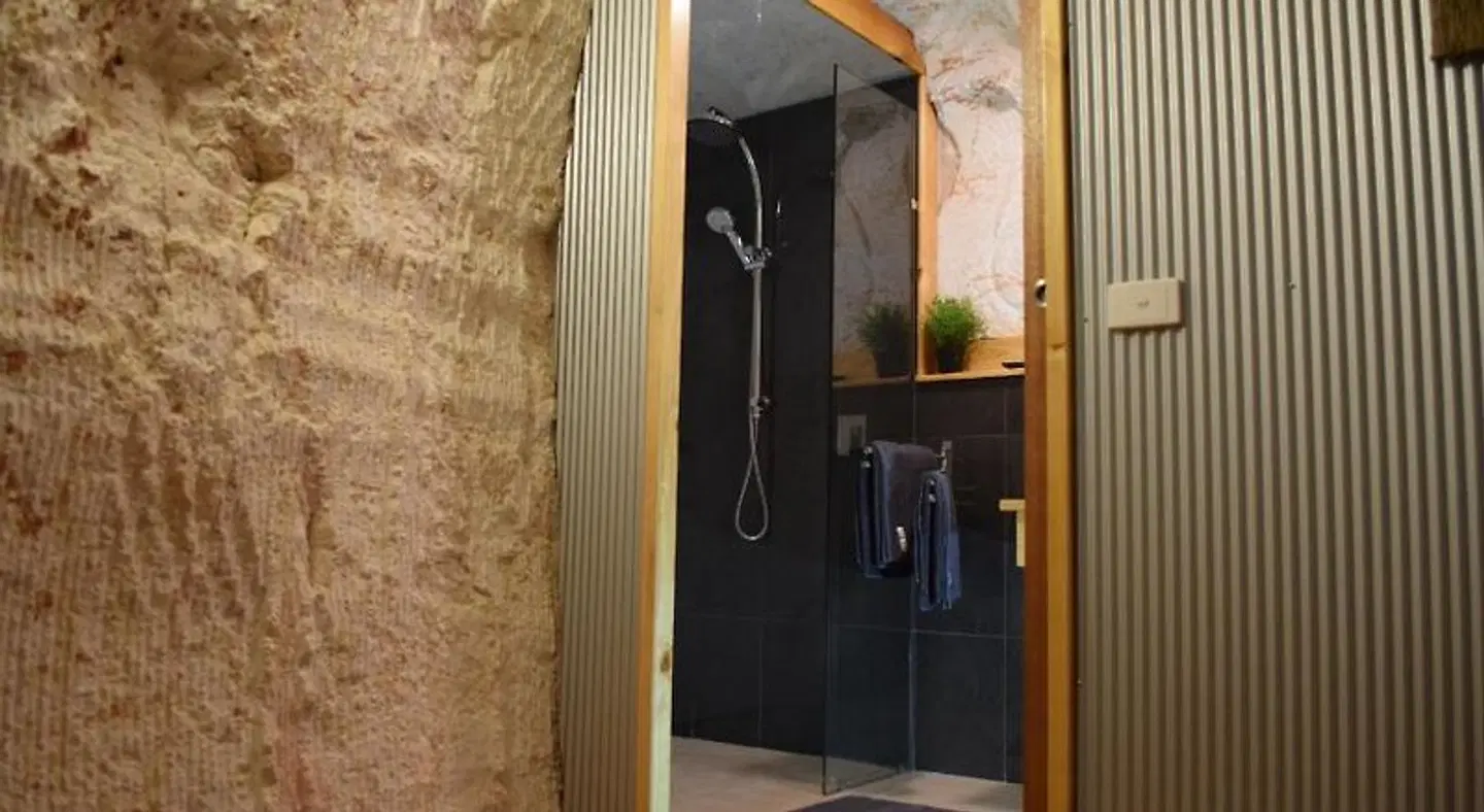 Dug Out B&B Badezimmer