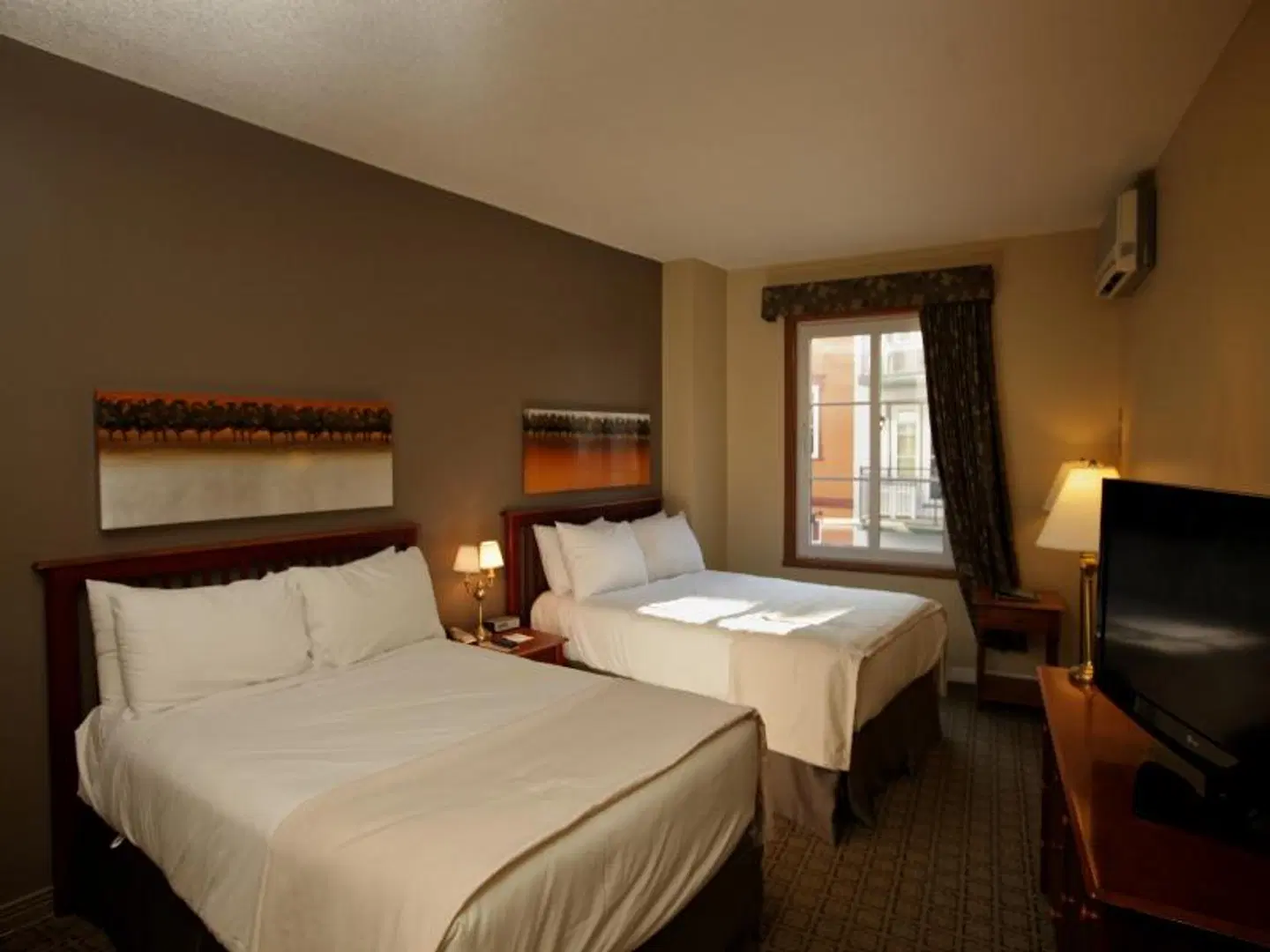 Place St-Bernard ROOM_EXAMPLE