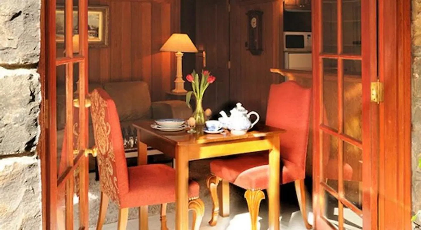 Mary Cards Coach House Restaurant