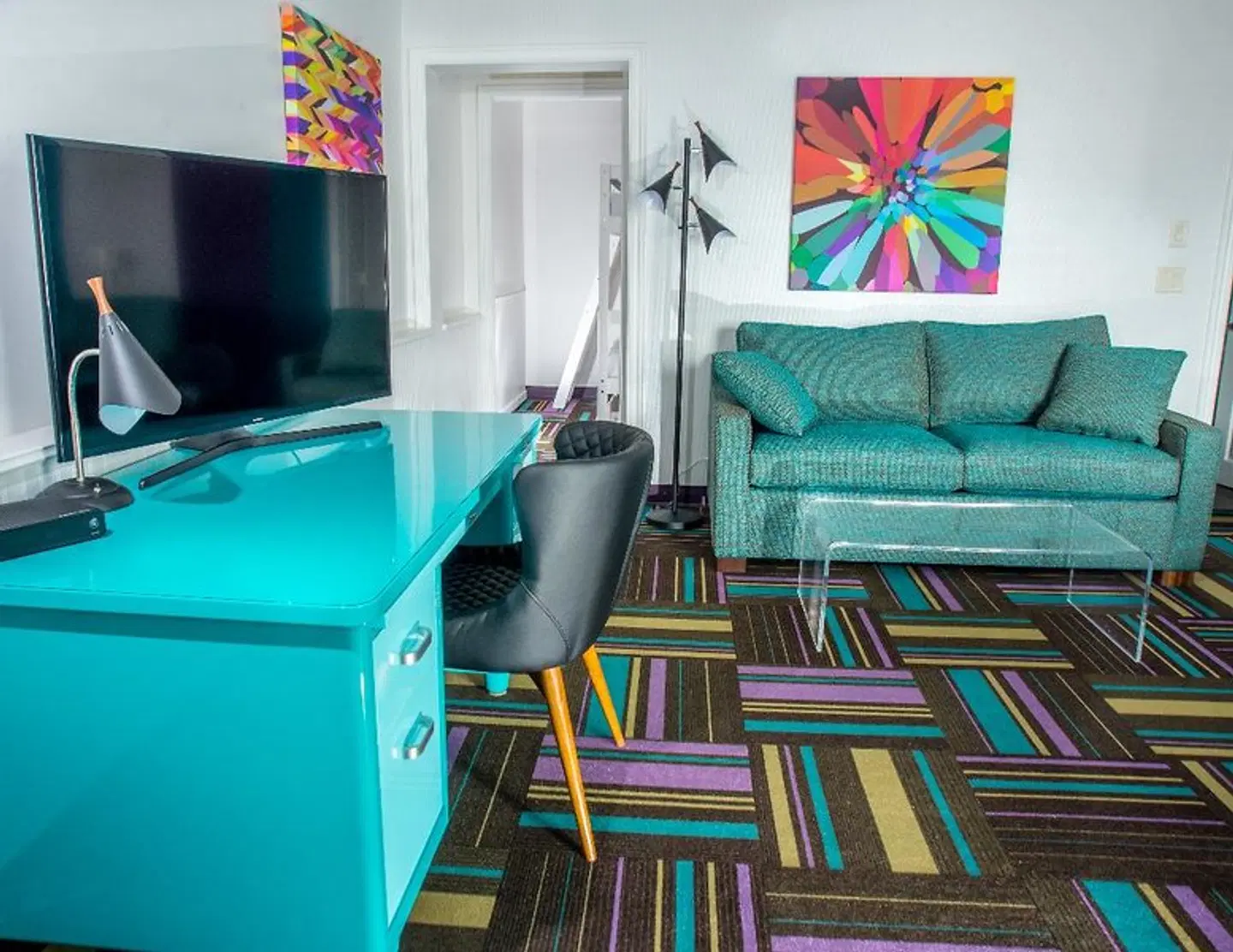 Hotel Zed Kelowna ROOM_EXAMPLE