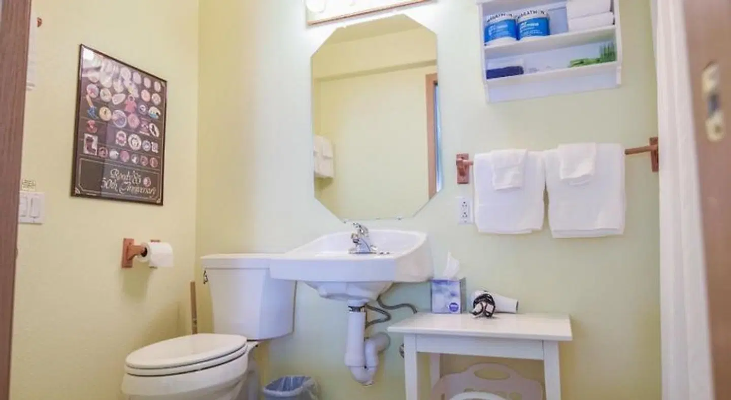 Sea Treasures Inn Badezimmer