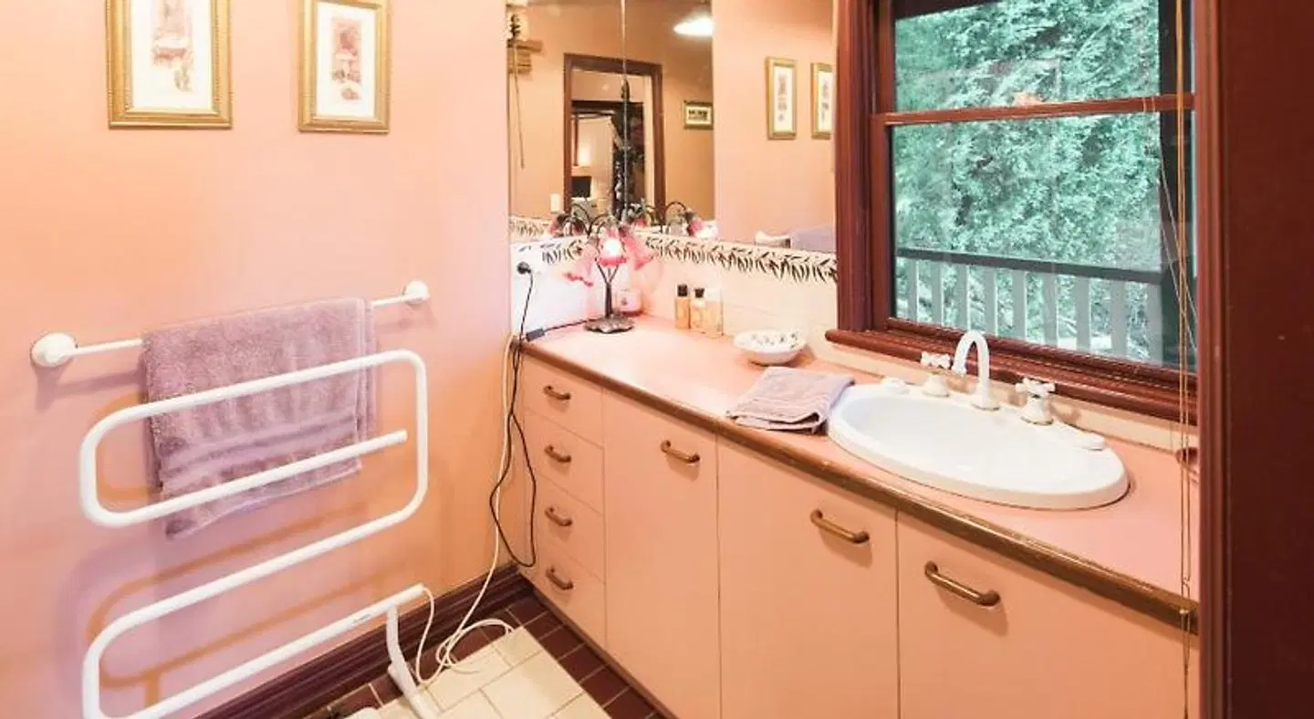 Rustic Refuge Guesthouse Badezimmer