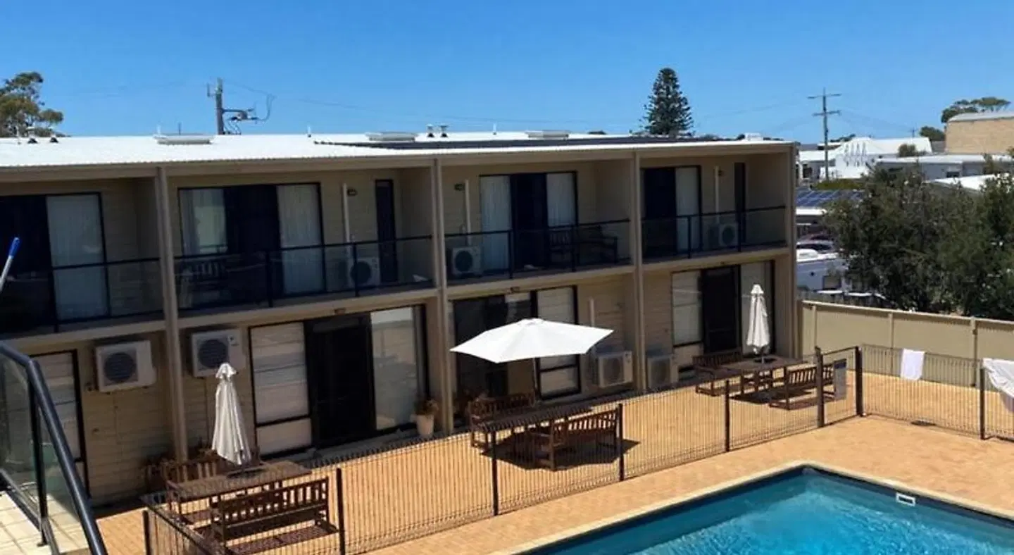 Metung Waters Motel and Apartments EXTERIOR