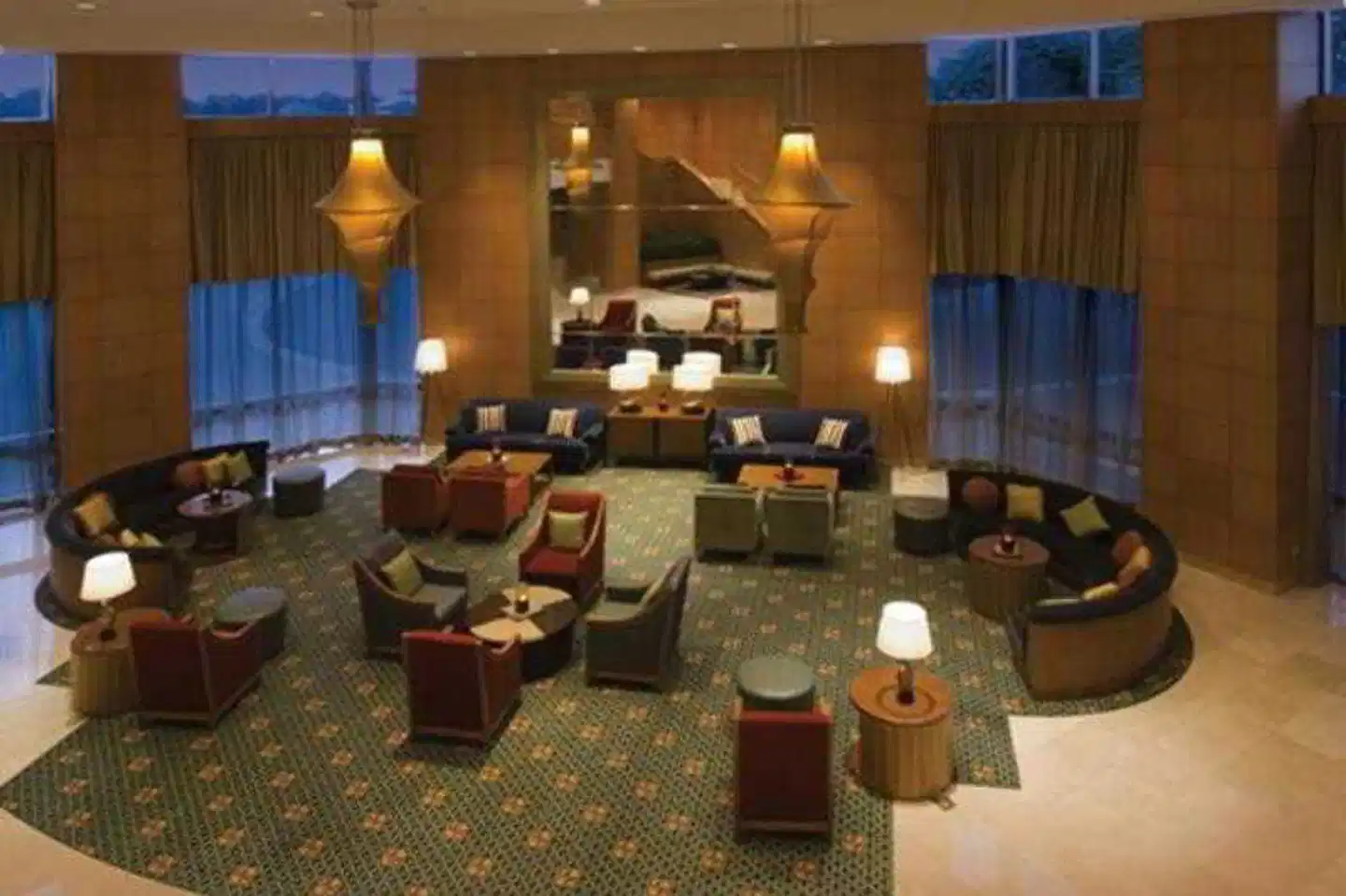 Renaissance Chicago O'Hare Suites Hotel Lobby