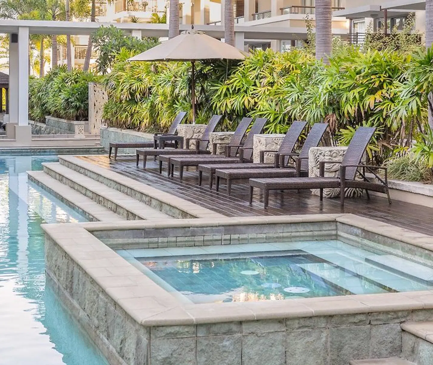 Oaks Santai Resort Casuarina OUTDOOR_POOL