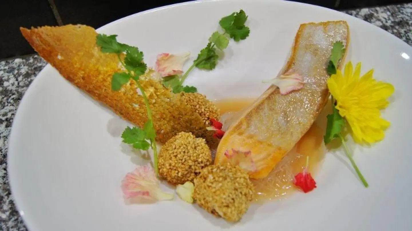 Mantra Pavilion Hotel Restaurant