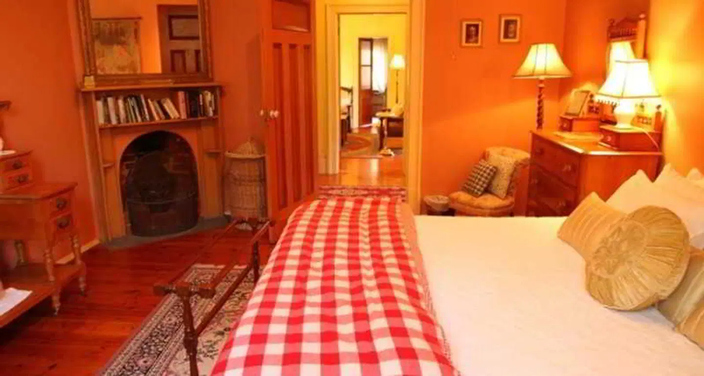 Buxton Manor ROOM_EXAMPLE