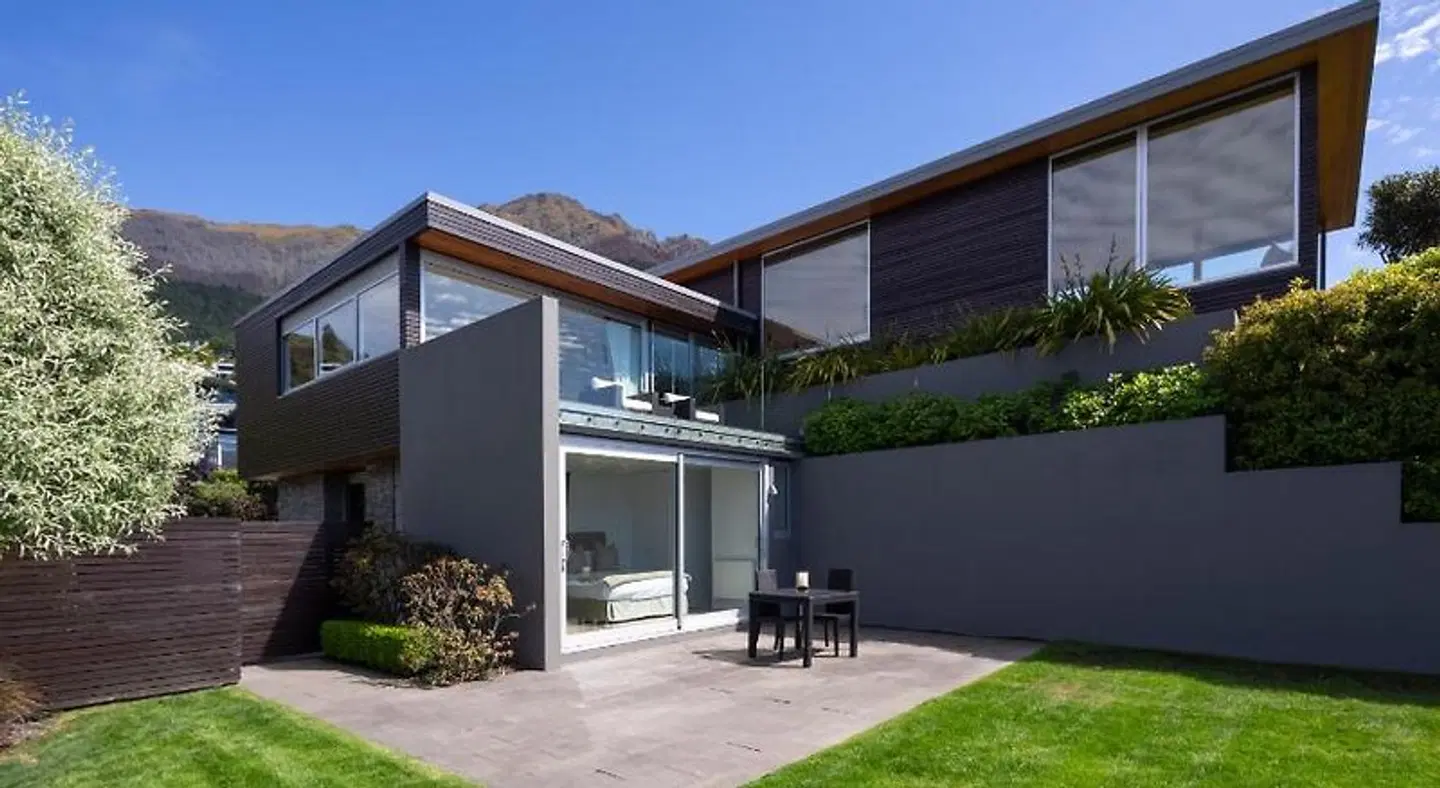 Amaroo EXTERIOR