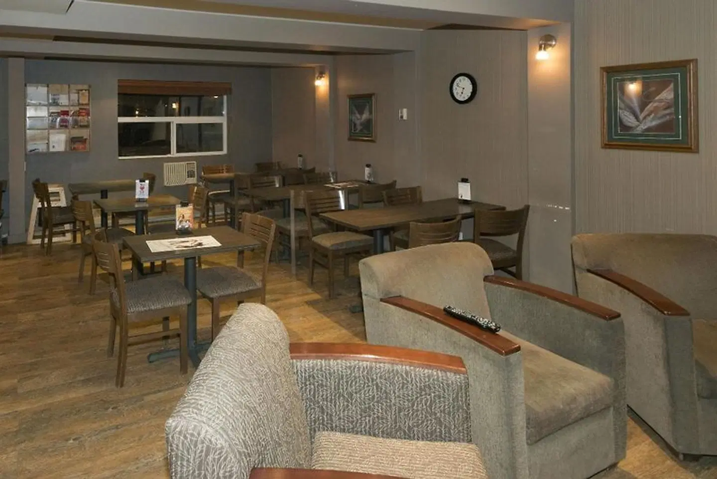 Coast Fort St. John Hotel LOUNGE_LOBBY