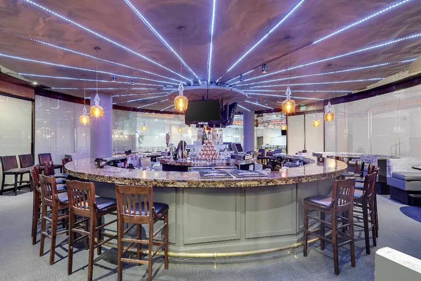 Crowne Plaza Hotel Dallas Downtown by IHG Bar