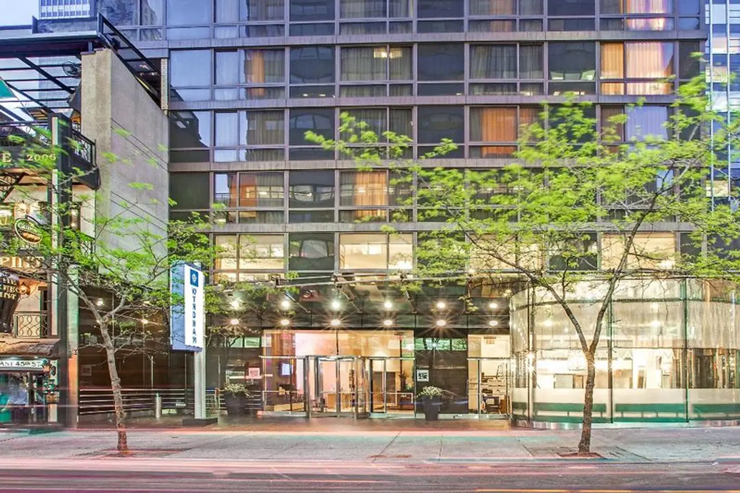 Wyndham Midtown 45 EXTERIOR