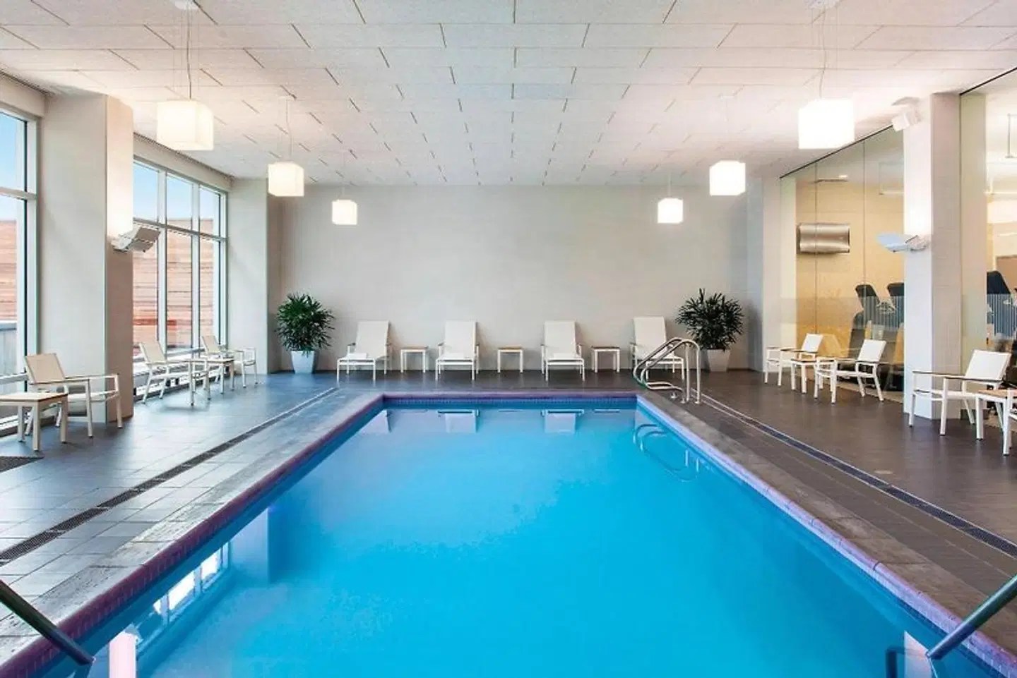 Element by Marriott Boston Seaport District Hallenbad