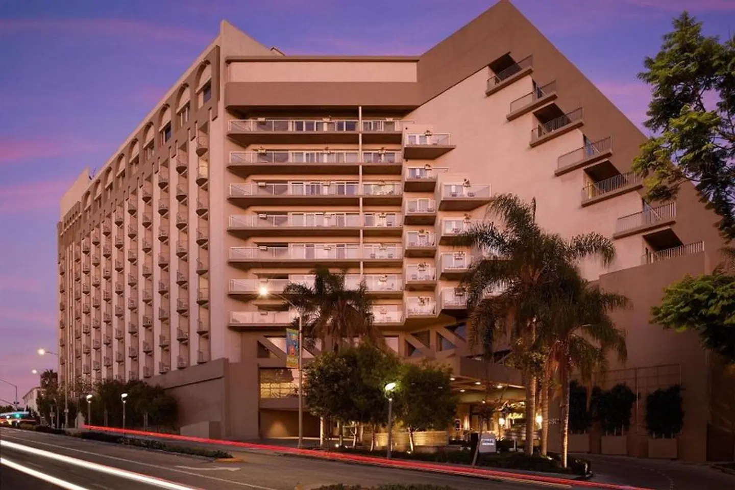Le Méridien Delfina Santa Monica EXTERIOR