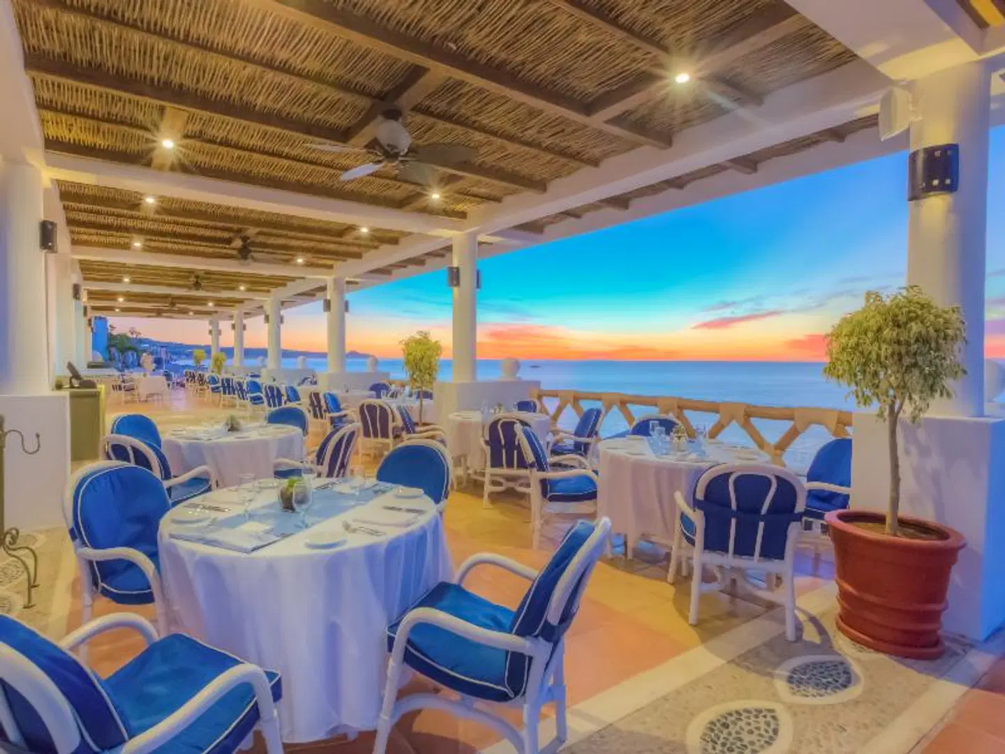 Pueblo Bonito Los Cabos Beach Resort Bar