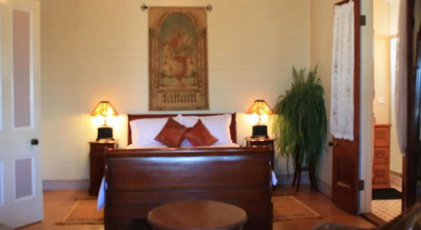 Classique Bed & Breakfast ROOM_EXAMPLE
