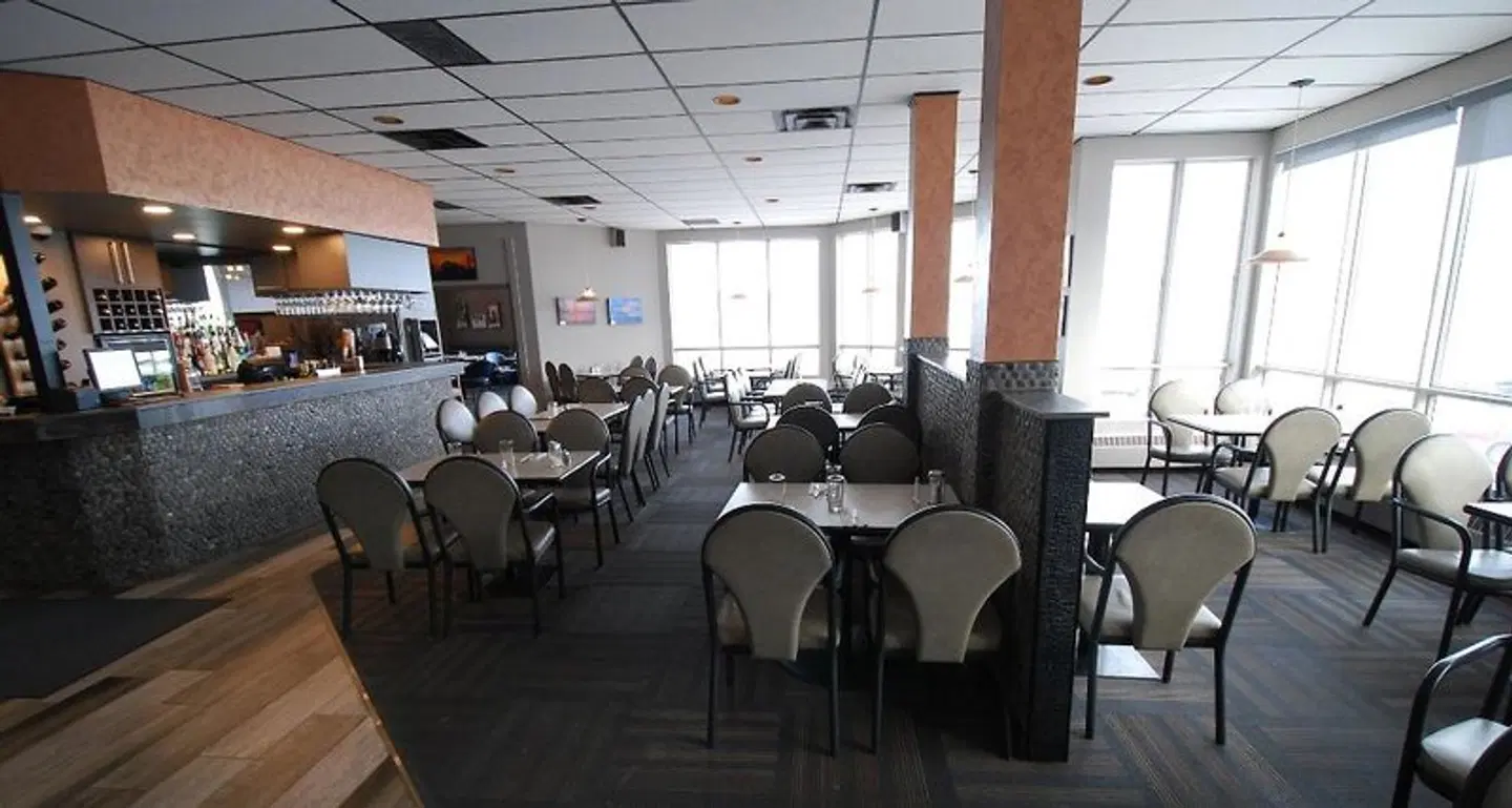 Manitou Springs Resort and Mineral Spa Restaurant