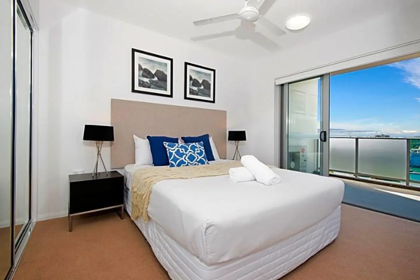 Allure Hotel & Apartments ROOM_EXAMPLE