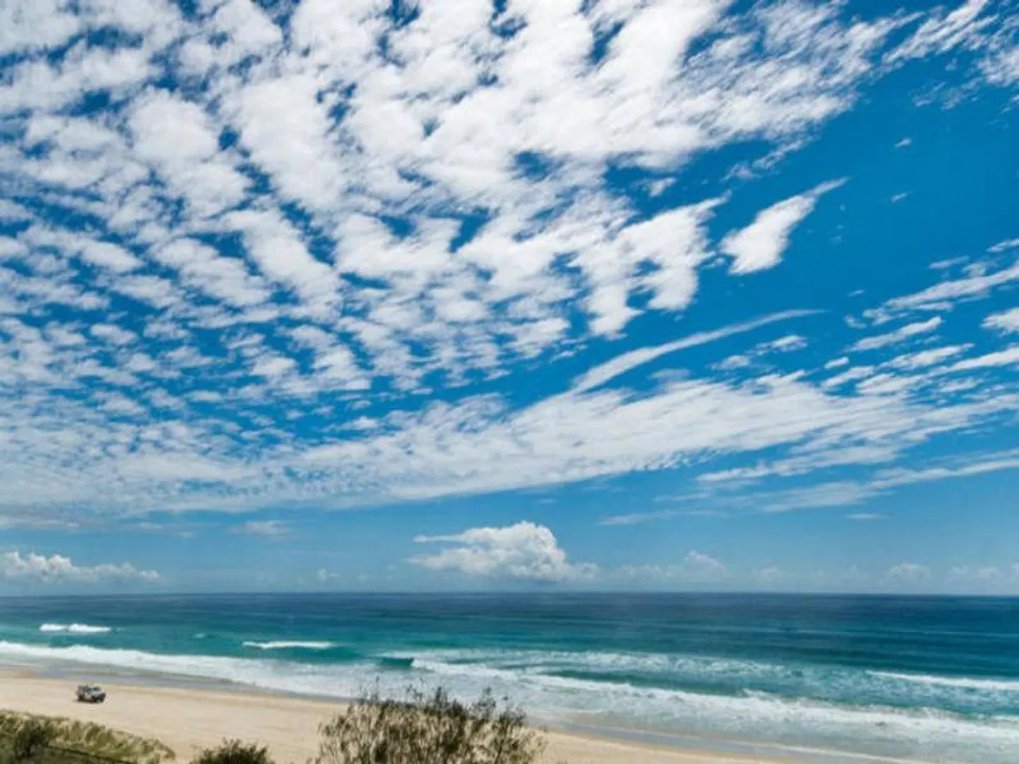 Oceanside Resort - Absolute Beachfront Apartments Strand