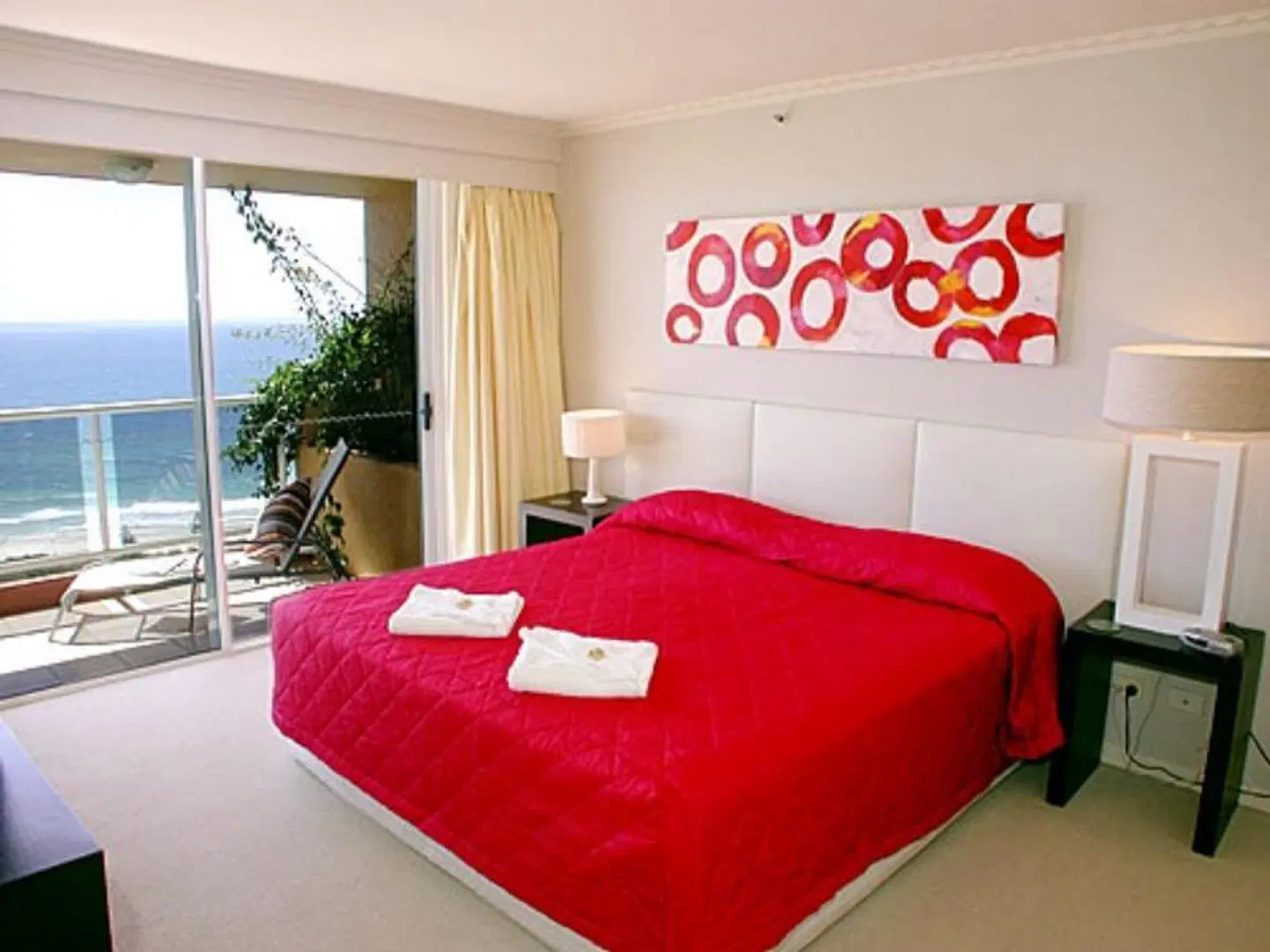 Oscar On Main Beach Resort ROOM_EXAMPLE