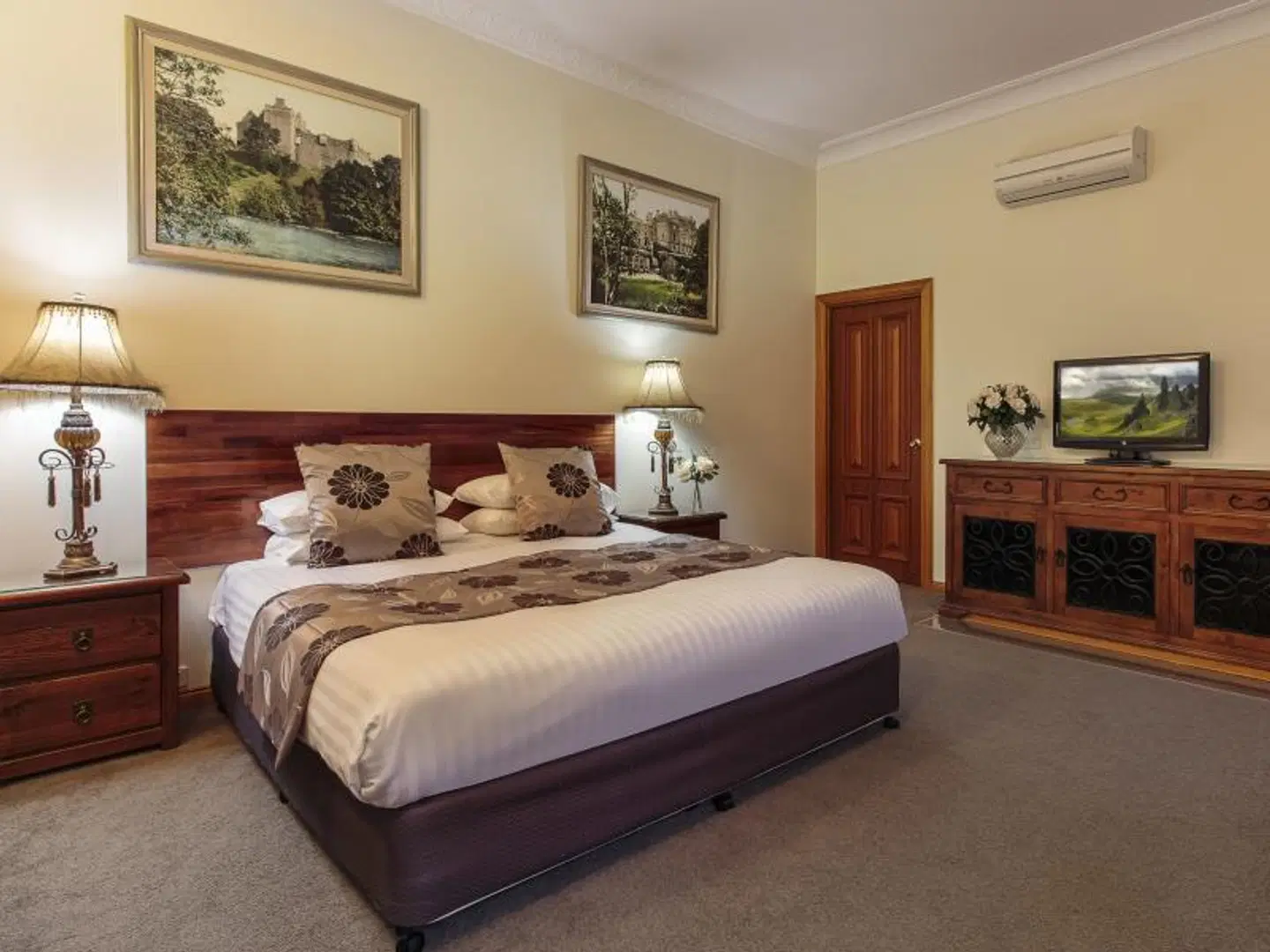 Mt Tamborine Stonehaven Guest House ROOM_EXAMPLE