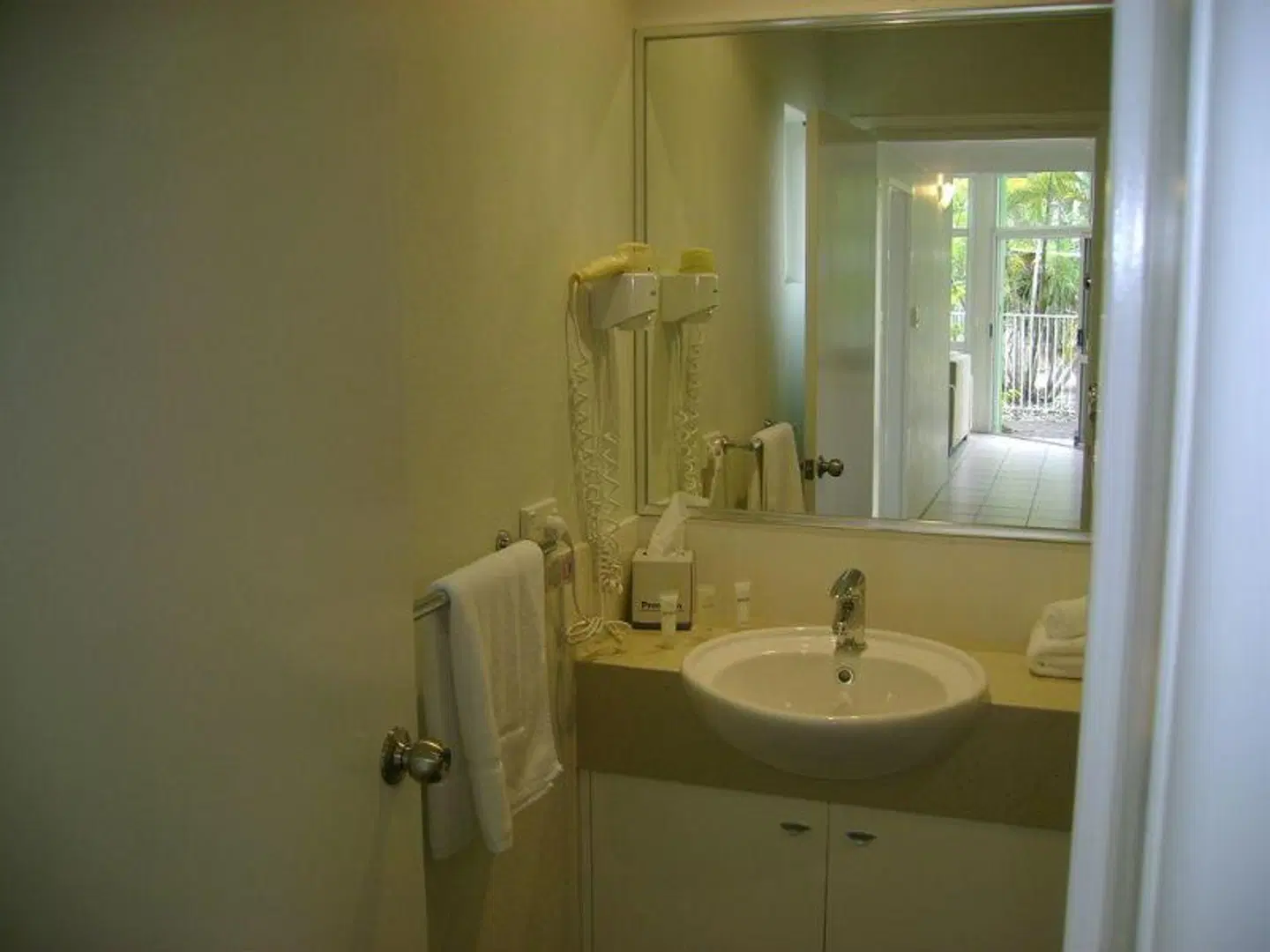 A Tropical Nite Badezimmer