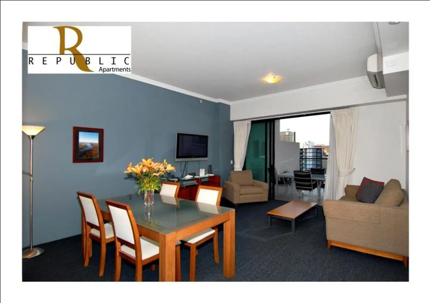 Republic Apartments ROOM_EXAMPLE