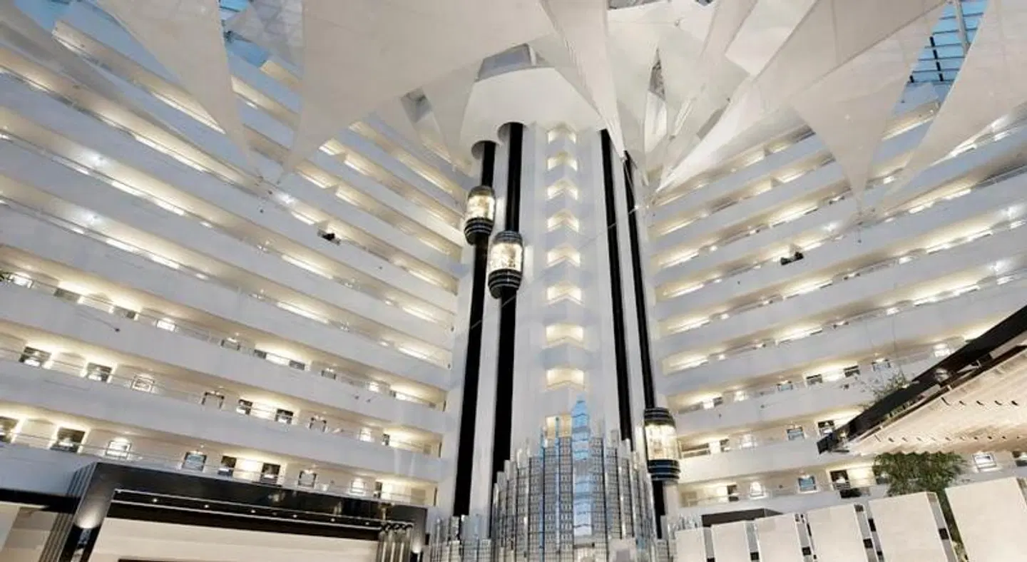 Crown Metropol Perth EXTERIOR