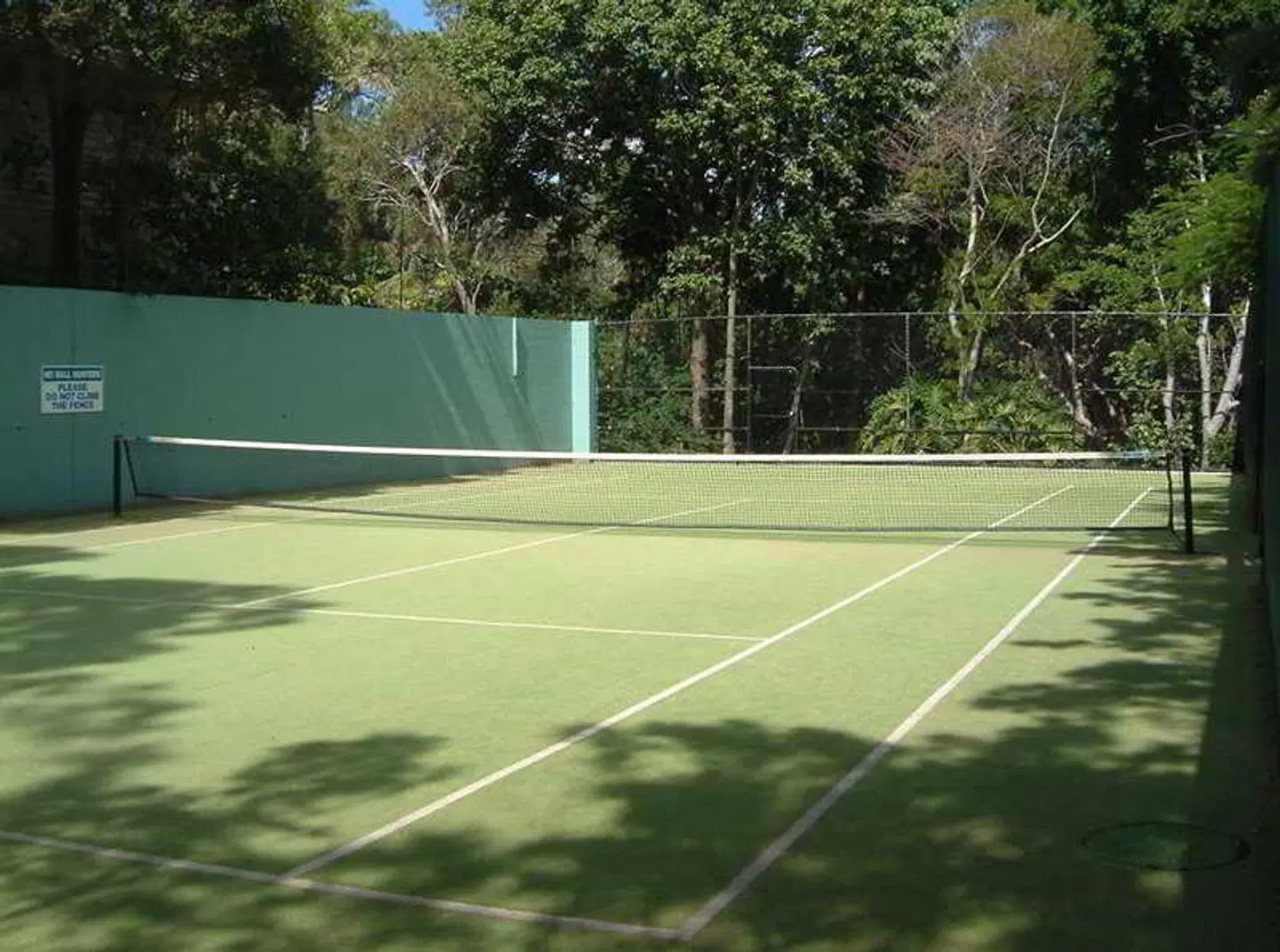Gemini Court Holiday Apartments SPORTS_AND_LEISURE
