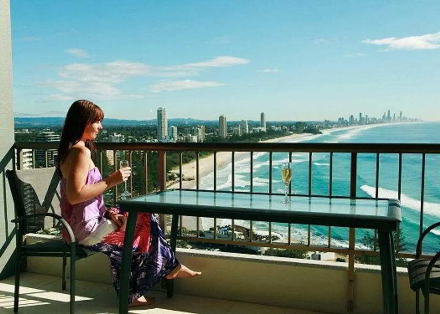 Gemini Court Holiday Apartments PEOPLE