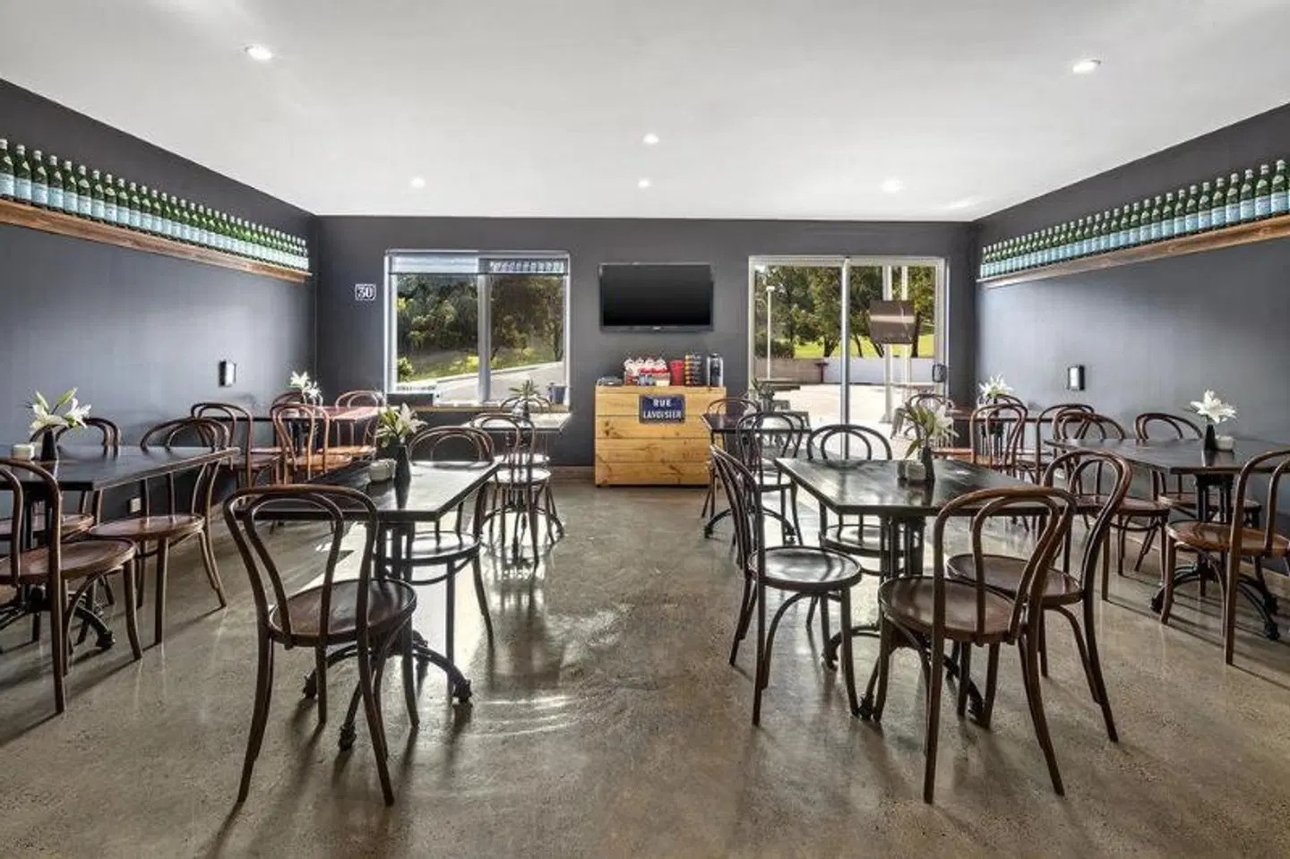 Quest Campbelltown Bar