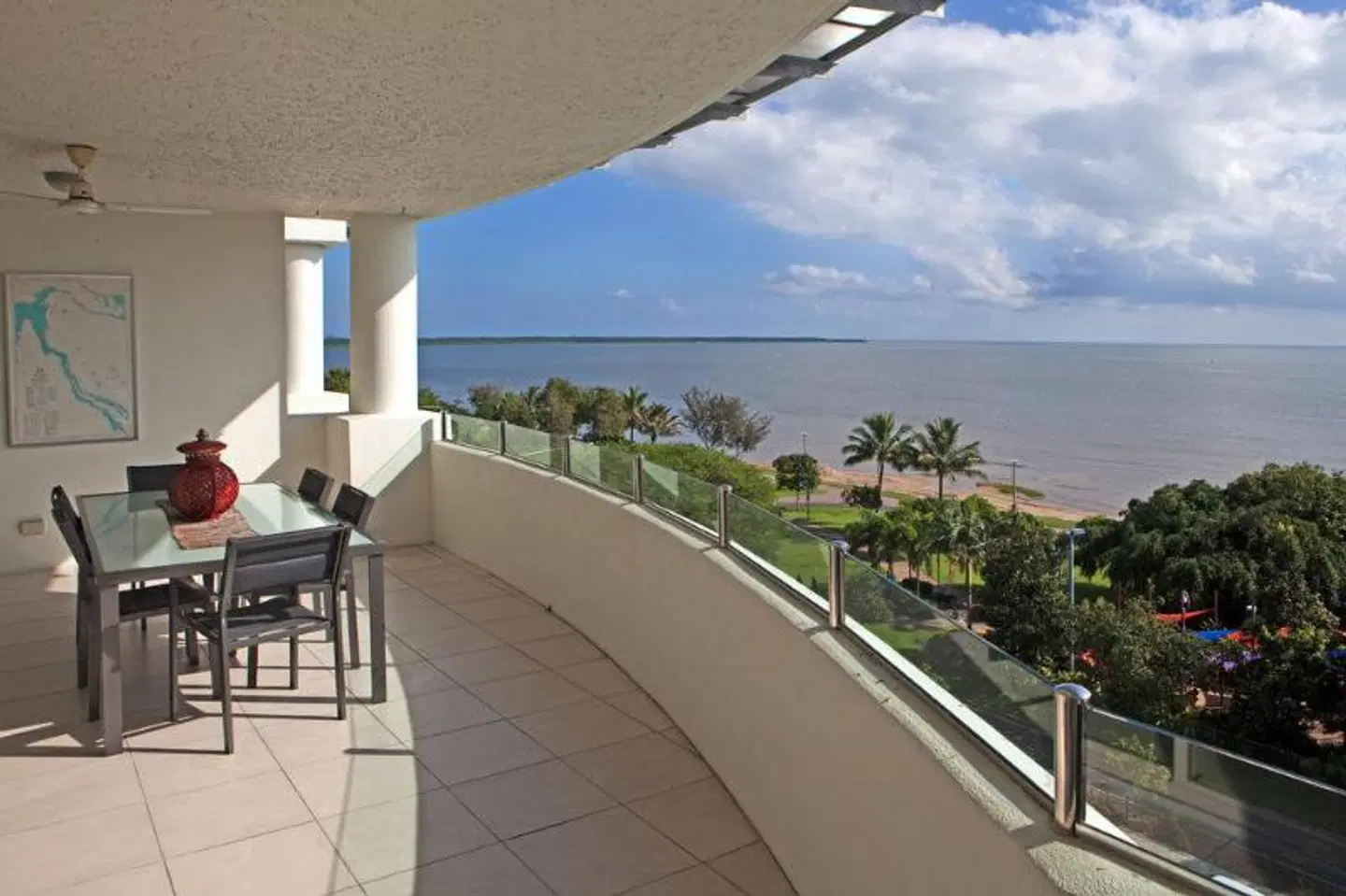 Waters Edge Apartment Cairns Terrasse