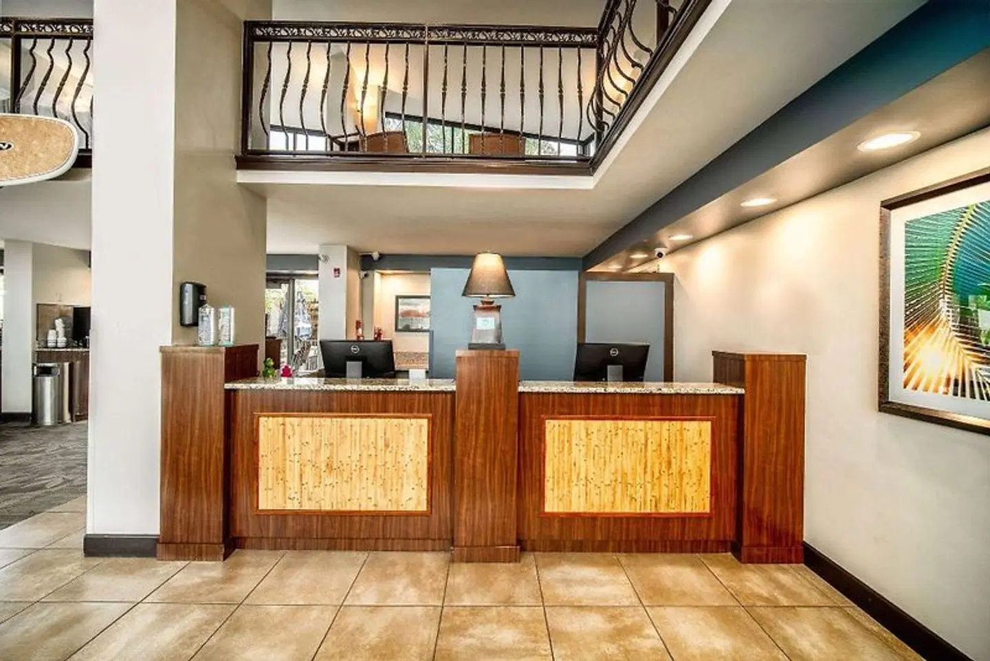 La Quinta Inn & Suites Cocoa Beach Oceanfront LOUNGE_LOBBY
