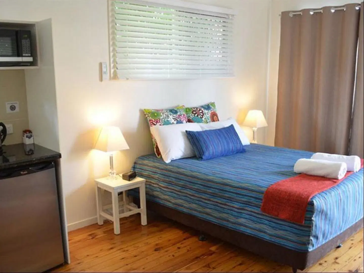 La Costa Motel ROOM_EXAMPLE