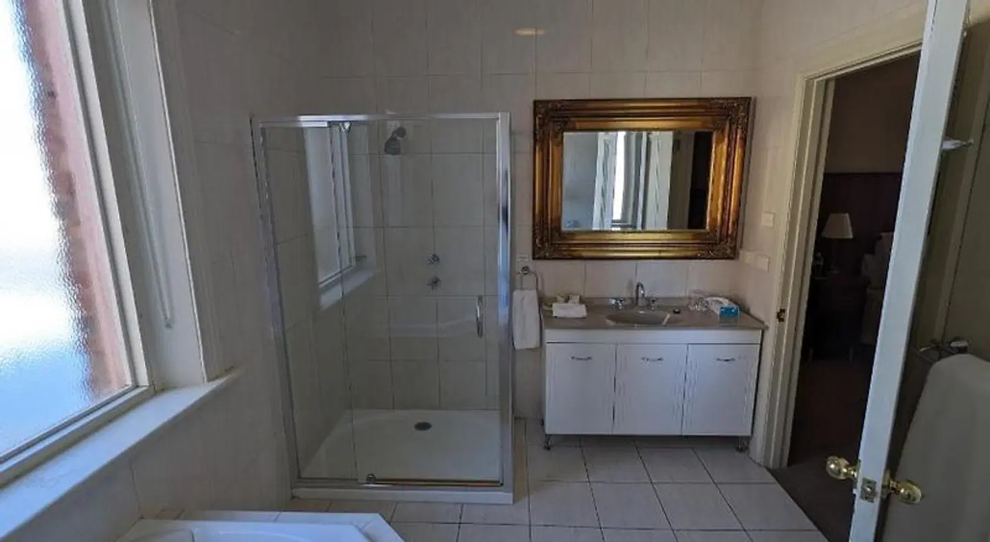 The Astra Hotel ROOM_EXAMPLE